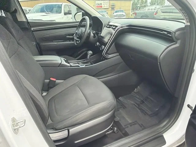 Used 2022 Quartz White Hyundai SEL image 9