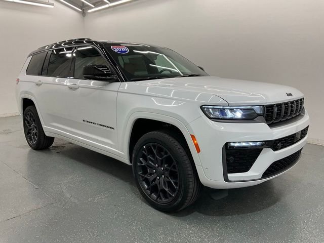 New 2026 Bright White Clear-Coat Exterior Paint Jeep Summit image 8