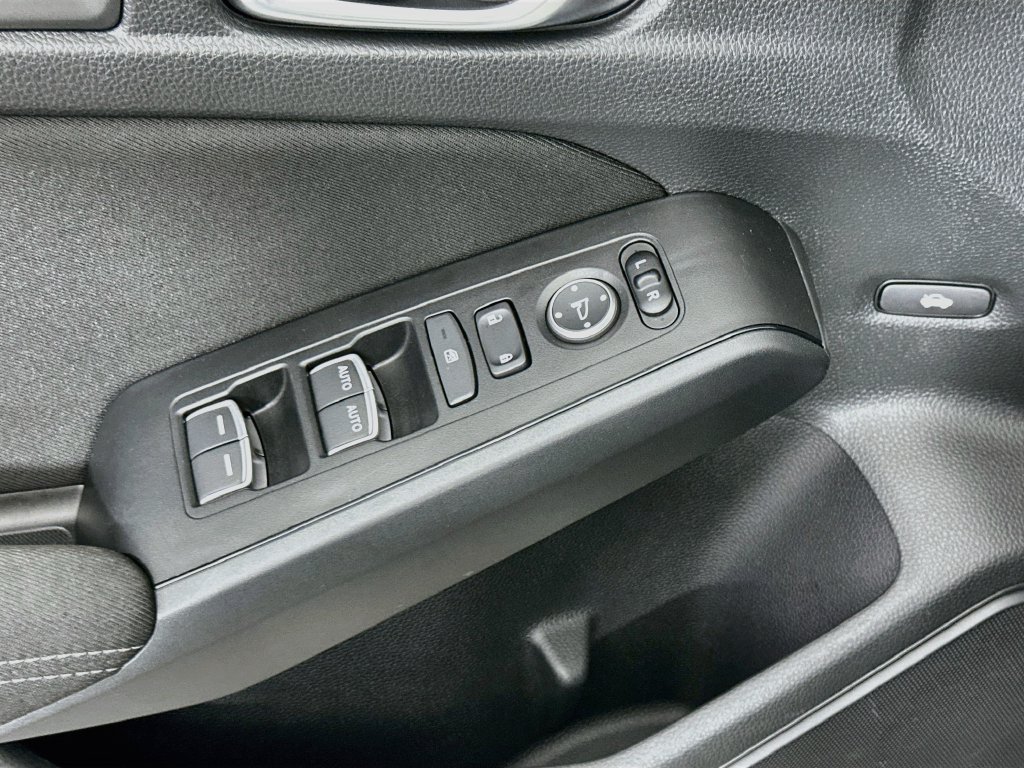 Used 2022 Black Honda LX image 18