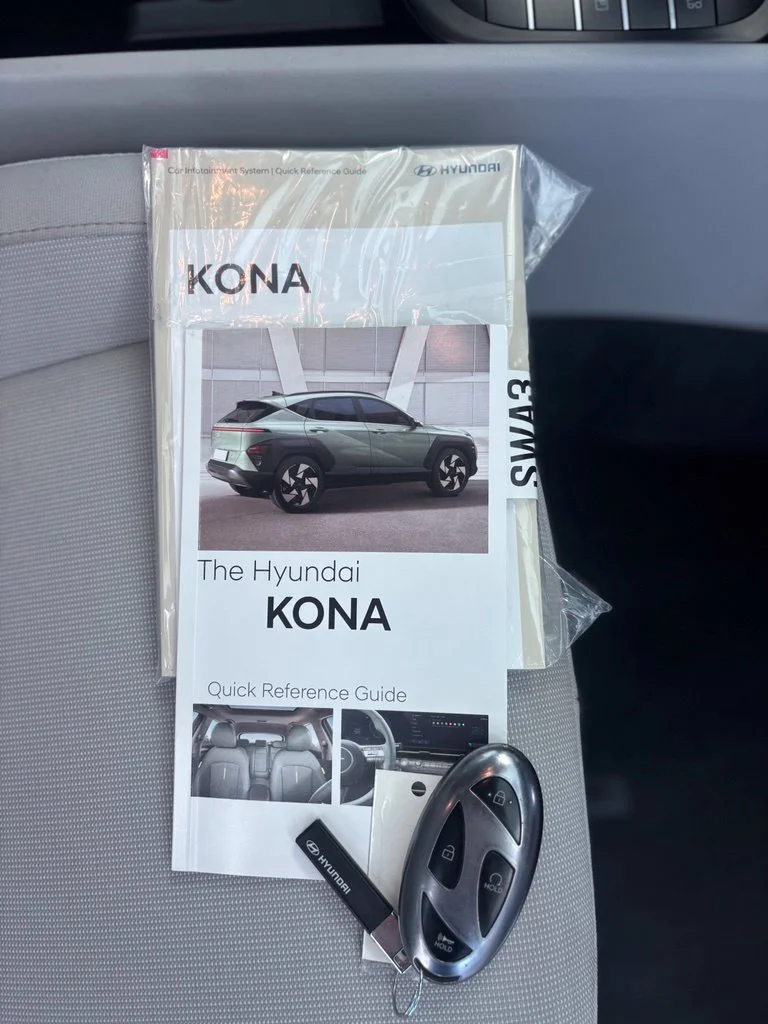 2025 Hyundai Kona SEL - Photo 28