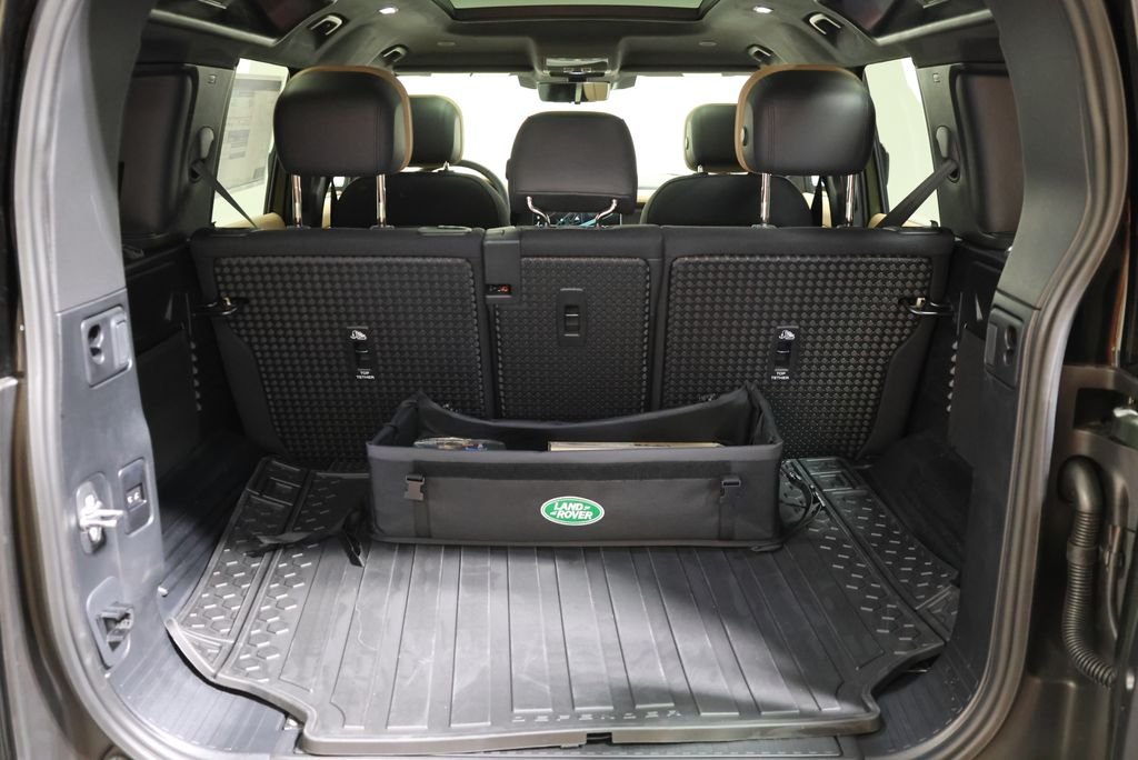 New 2026 Woolstone Green Land Rover X image 47