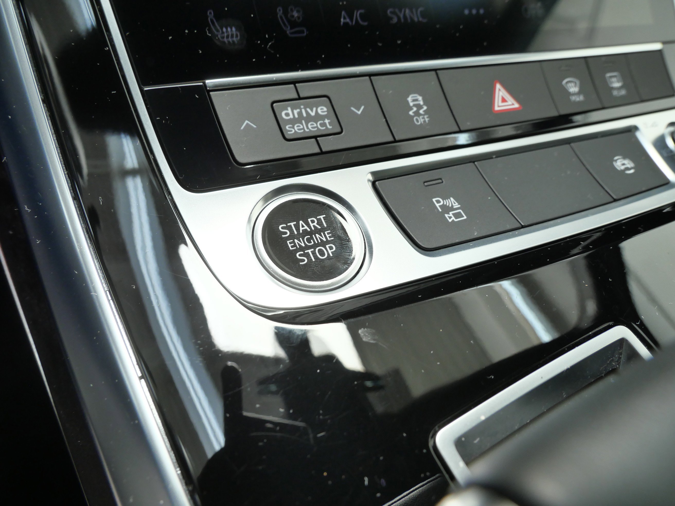 Used 2023 CARRARA WHITE Audi Premium Plus image 28