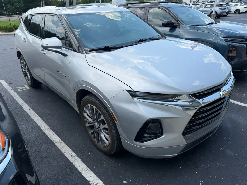 Used 2021 SILVER ICE METALLIC Chevrolet Premier image 5