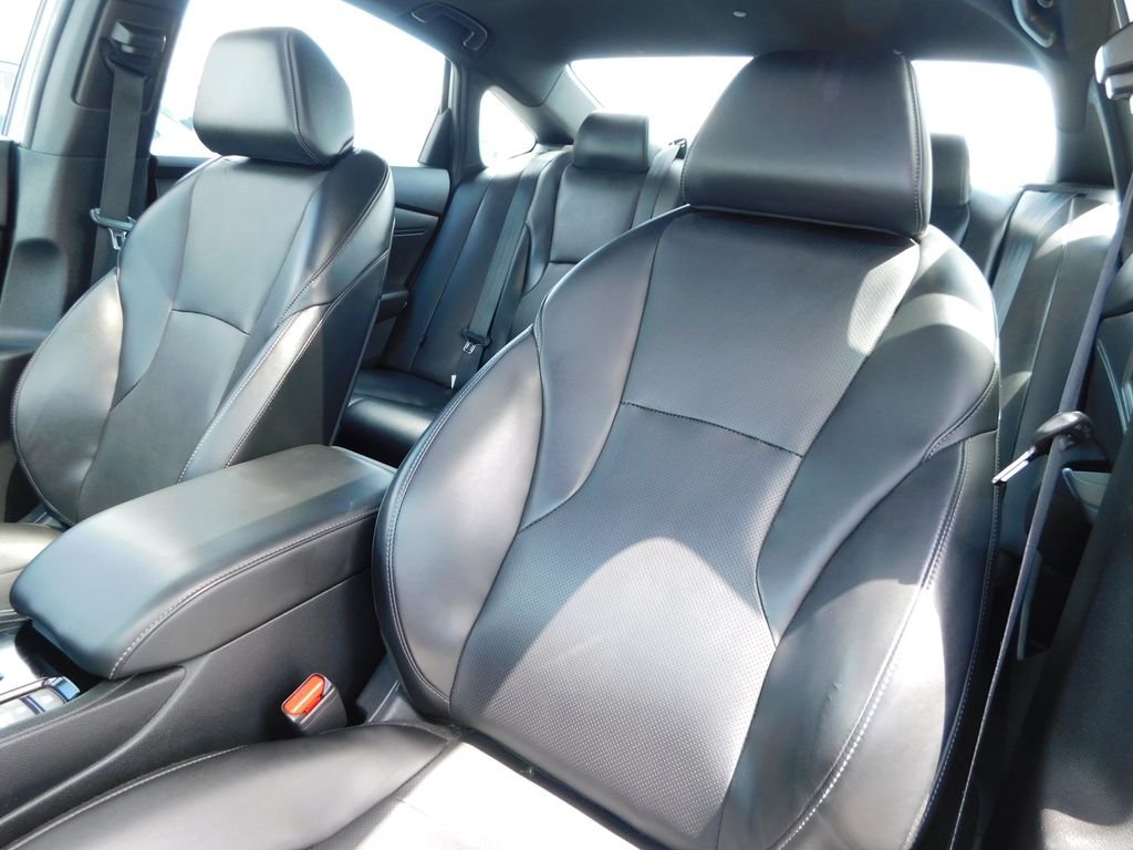 Used 2023 Silver Honda Sport-L image 16