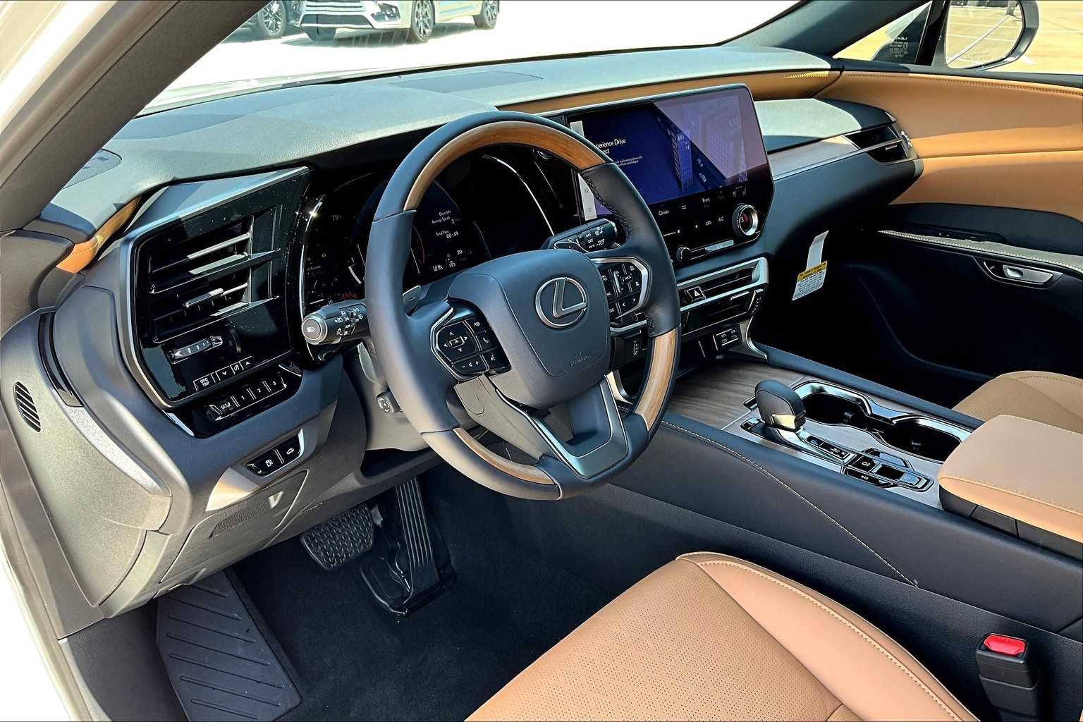 Used 2025 Eminent White Pearl Lexus Premium Plus image 8