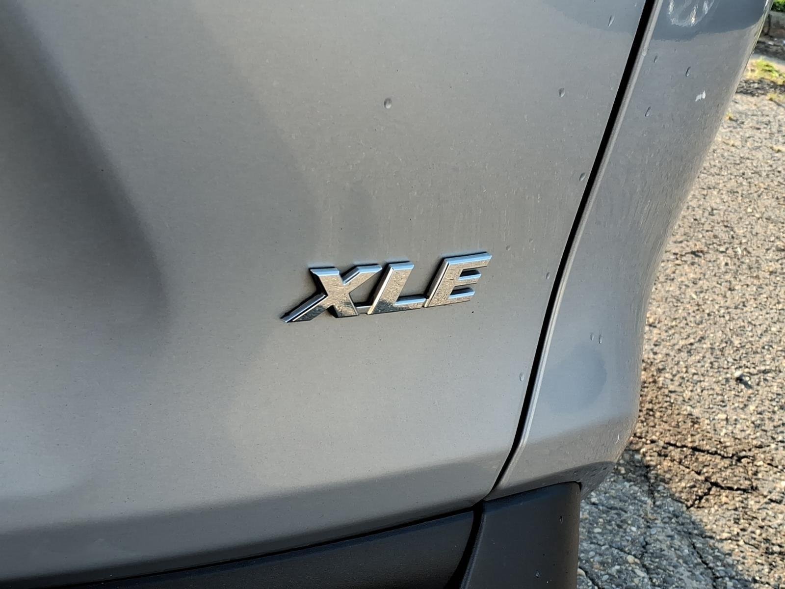 Used 2023 Silver Sky Metallic Toyota XLE image 7