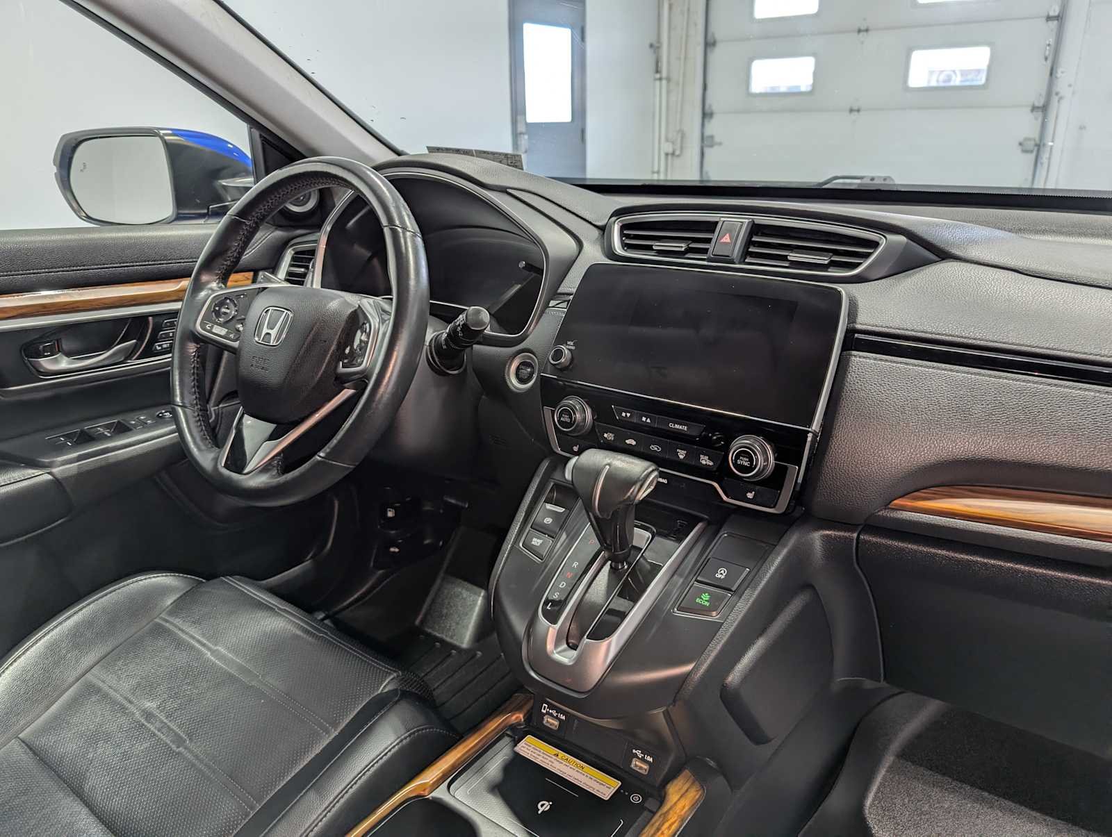 Used 2020 Aegean Blue Metallic Honda Touring image 45
