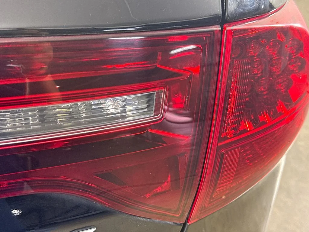 Used 2012 Black Acura Technology image 33