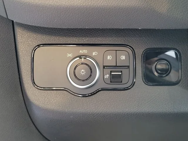 New 2021 Gray Mercedes-Benz Cargo 170 WB image 22