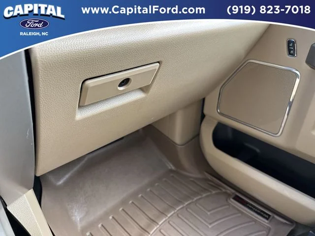 Used 2017 White Ford Lariat image 28