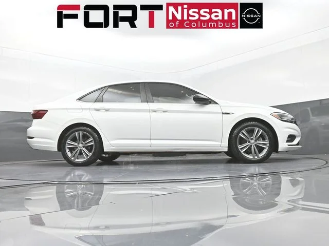 Used 2021 White Volkswagen R-Line image 39