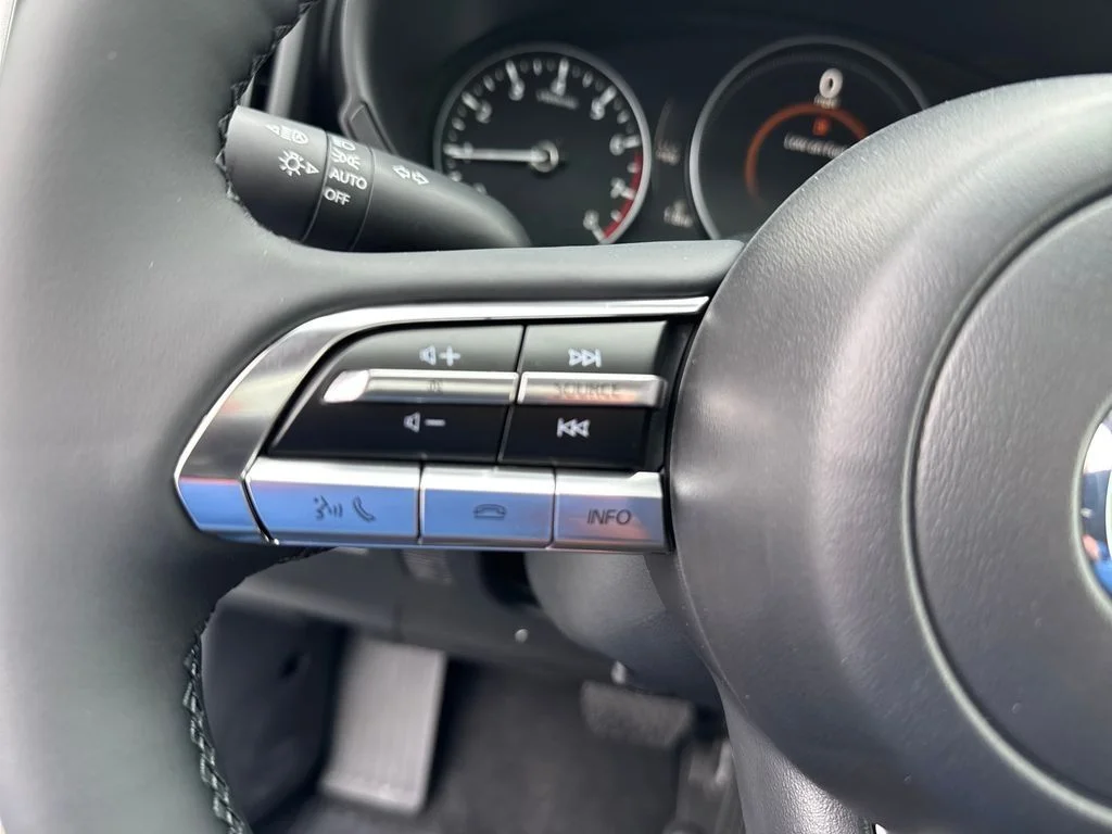 New 2026 Sand Metallic Mazda 2.5 Turbo Meridian Edition image 21