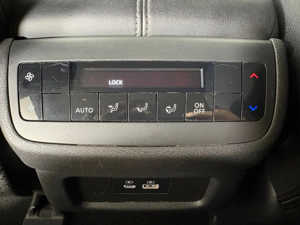 Used 2024 Silver Nissan SV image 39