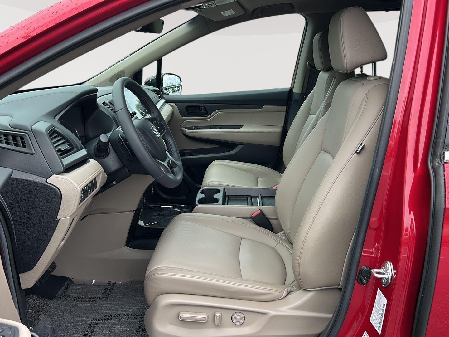 Certified Used 2024 Radiant Red Metallic II Honda EX-L image 17