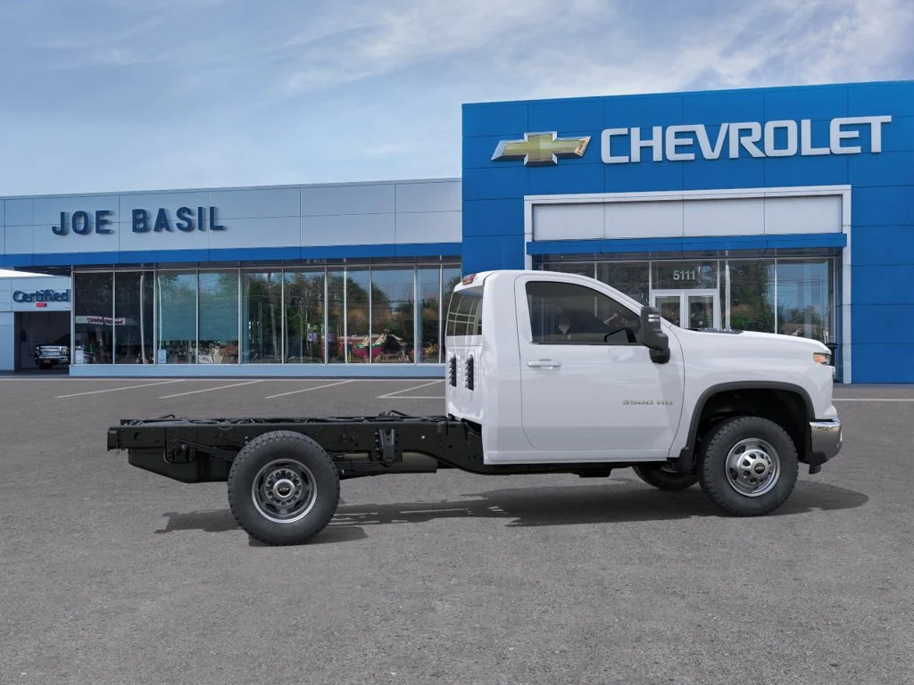 New 2026 Summit White Chevrolet Work Truck image 5
