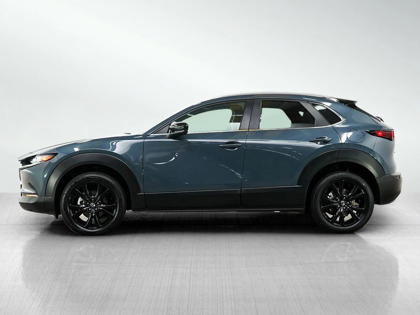 Used 2024 Mazda CX-30 Carbon Edition with VIN 3MVDMBCMXRM632383 for sale in Burnsville, Minnesota