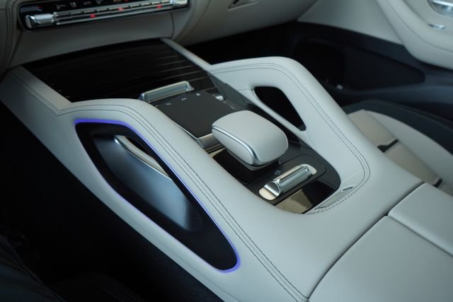 New 2026 MANUFAKTUR Moonlight White Metallic Mercedes-Benz AMG® GLE 53 4MATIC+ Coupe image 28