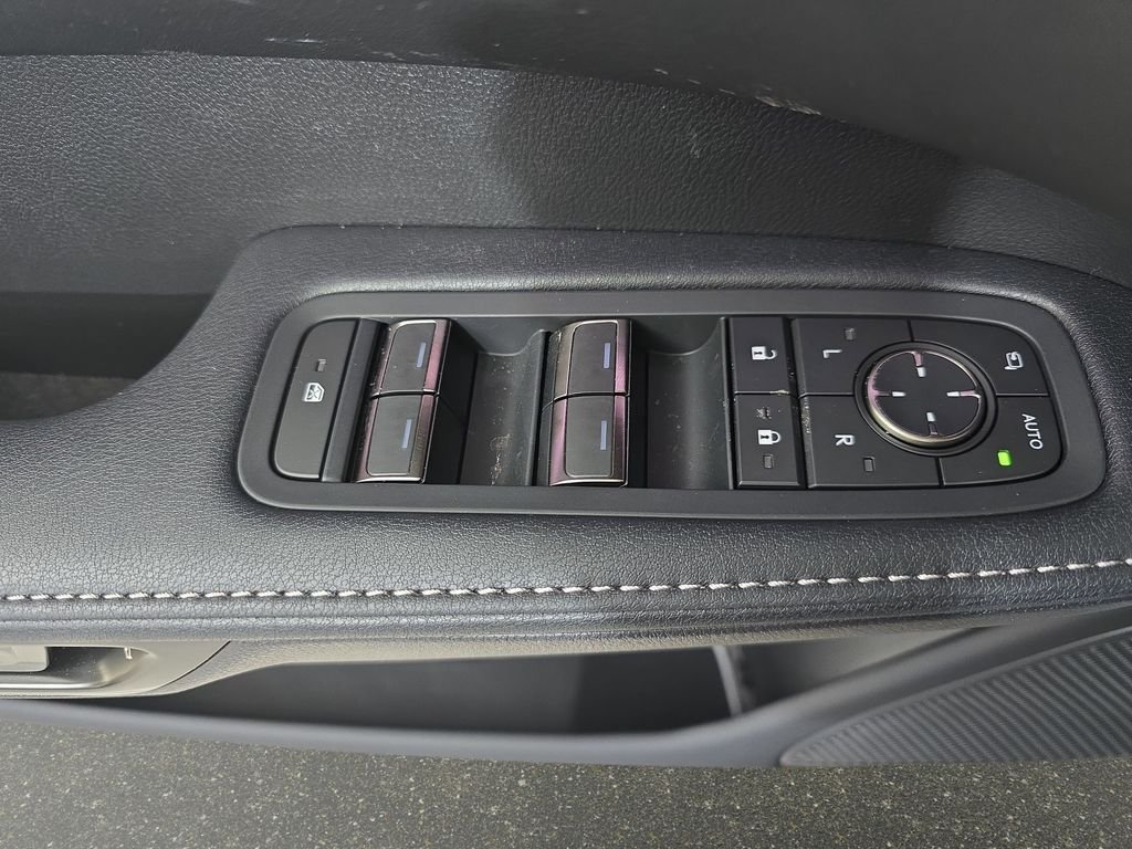 2026 Lexus RX 450h+ Luxury - Photo 28
