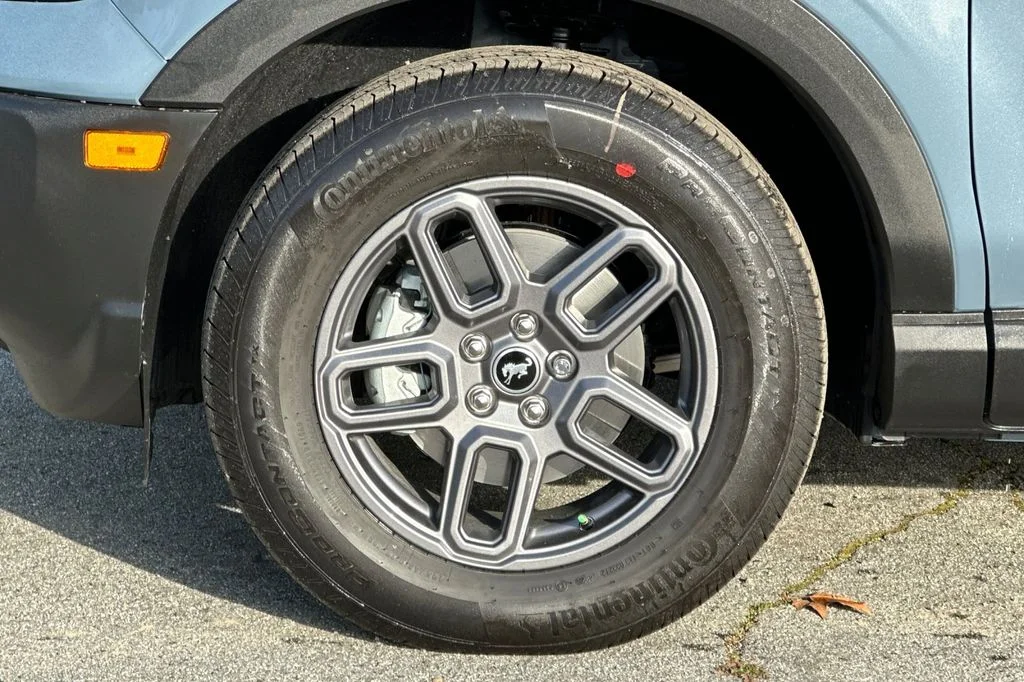 New 2026 Azure Gray Metallic Ford Big Bend® image 25