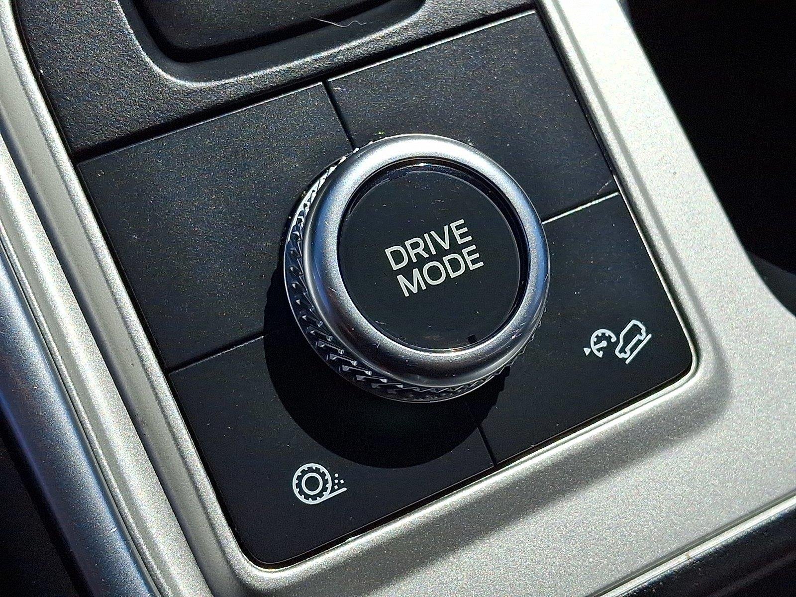 Used 2023 Agate Black Ford XLT image 24
