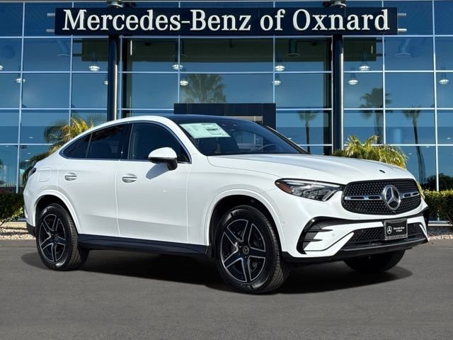 New 2026 MANUFAKTUR Moonlight White Metallic Mercedes-Benz GLC 300 image 1