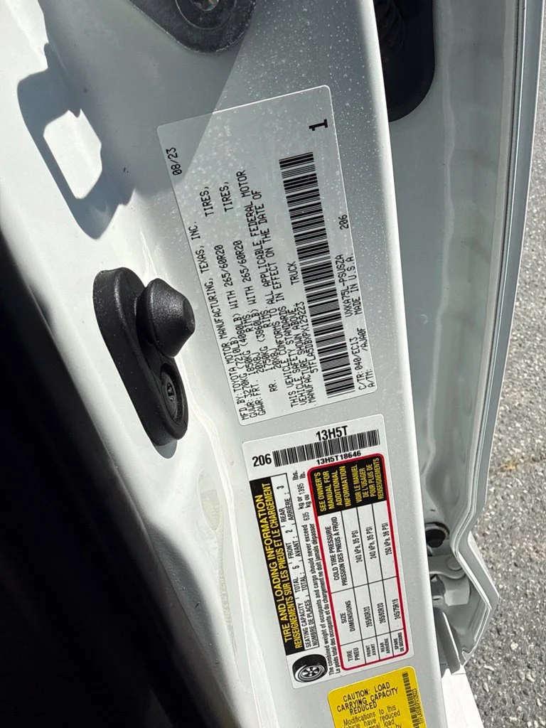 Used 2023 White Toyota SR5 image 31