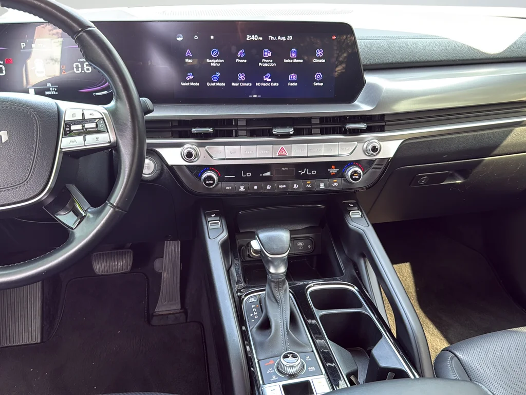Certified Used 2025 Green Kia S image 19