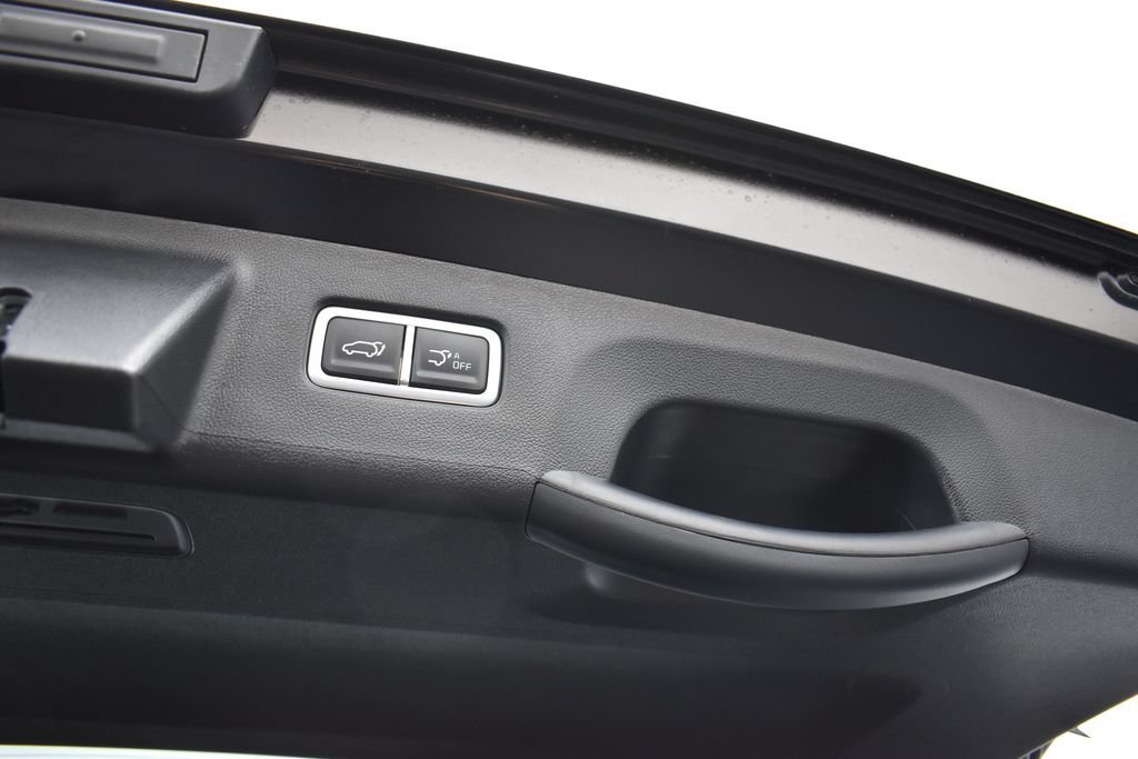 New 2026 Aurora Black Pearl Kia EX image 23
