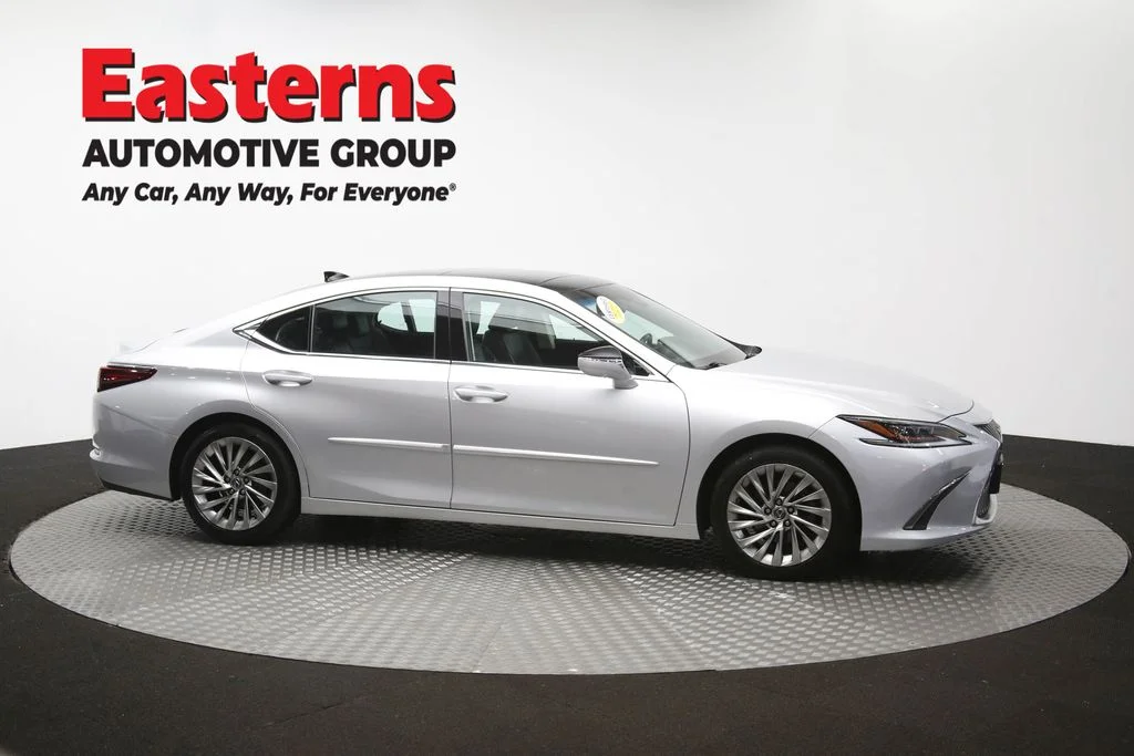 Used 2019 Silver Lexus 350 Ultra Luxury image 49