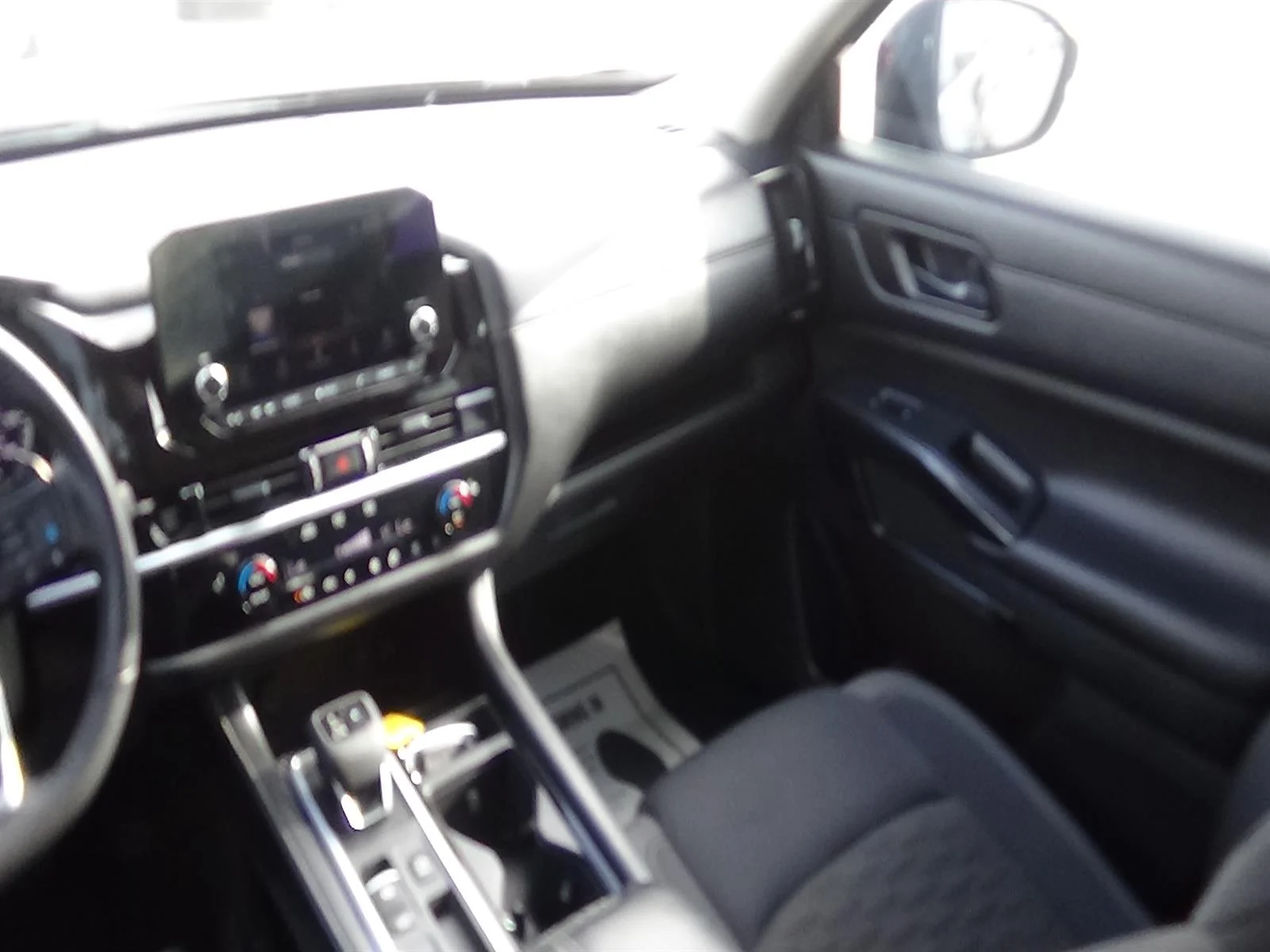 Used 2025 Super Black (kh3) Nissan SV image 13