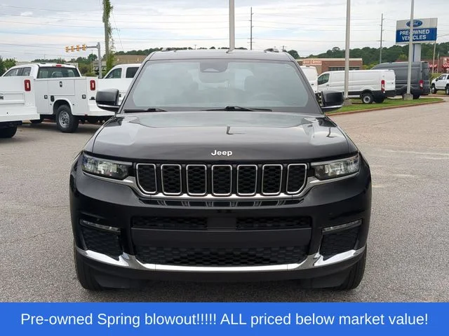 Used 2024 Black Jeep Limited image 16
