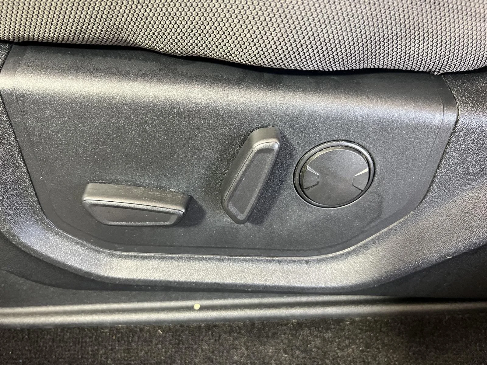 Used 2019 Blue Jeans Ford XLT image 12