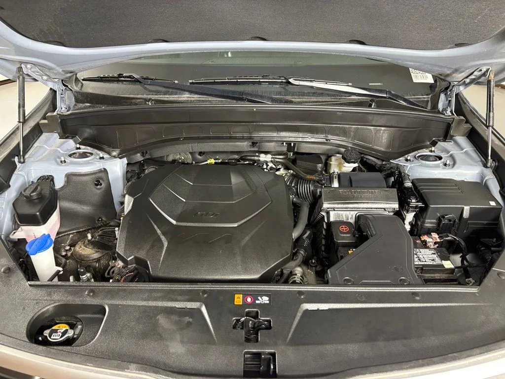 Used 2025 Silver Kia S image 48