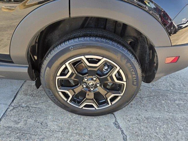 Used 2026 Shadow Black Ford Outer Banks image 25