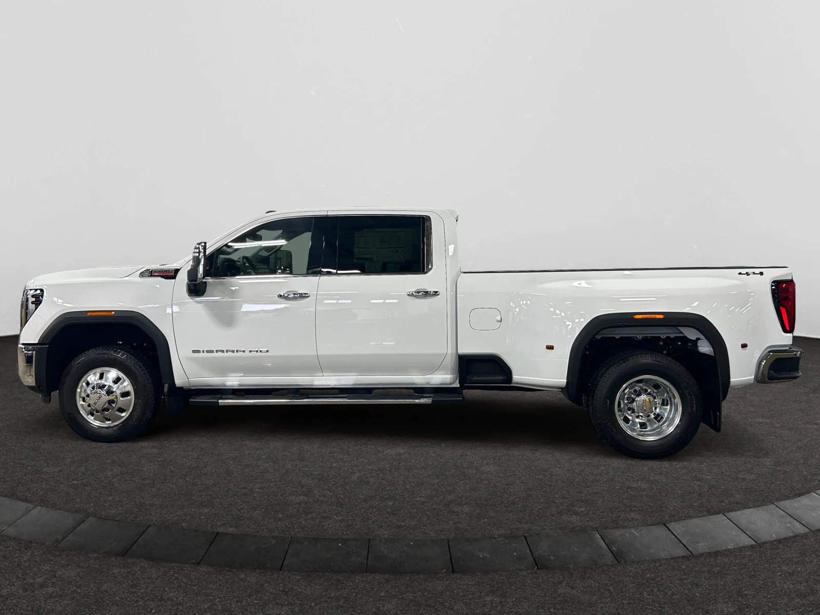 New 2026 Summit White GMC SLT image 2