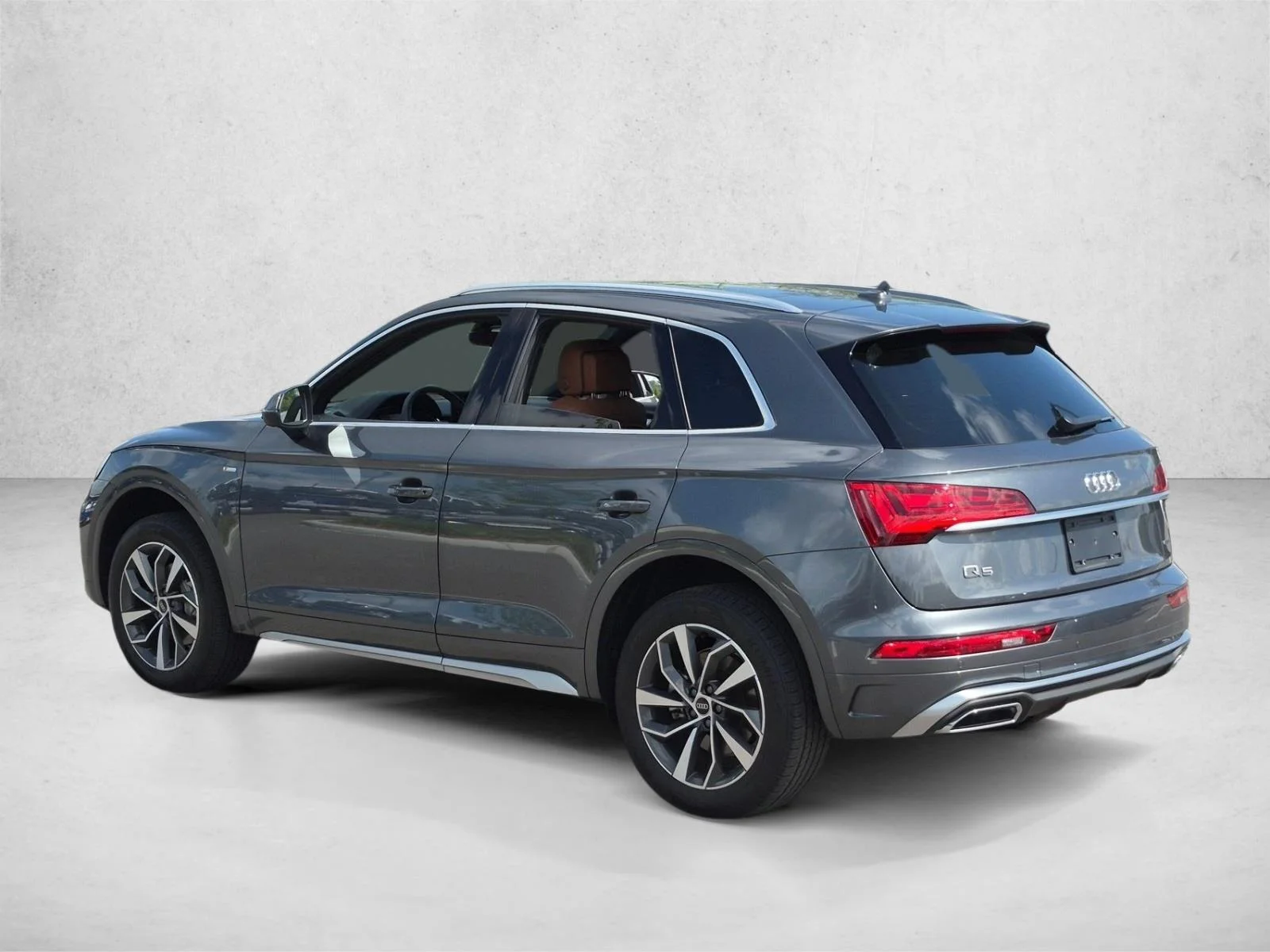 Used 2024 Daytona Gray Pearl Effect Audi S line Premium Plus image 7