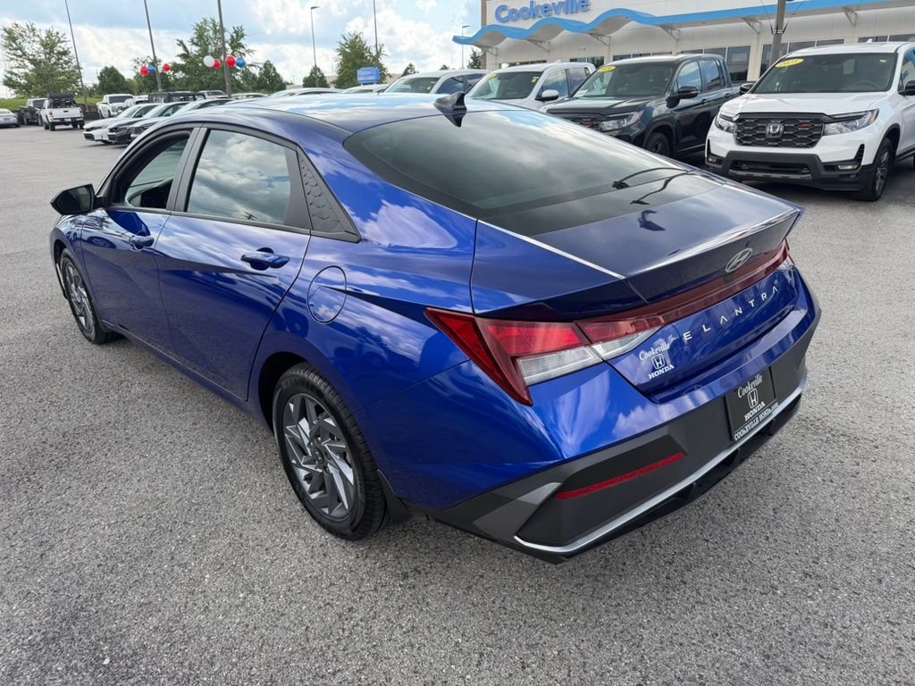 Used 2024 Intense Blue Hyundai SEL image 7