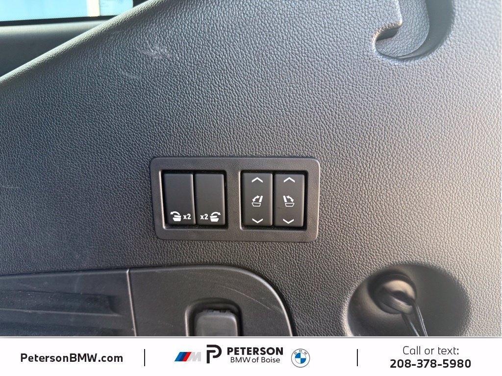 Used 2019 Black GMC Denali image 11