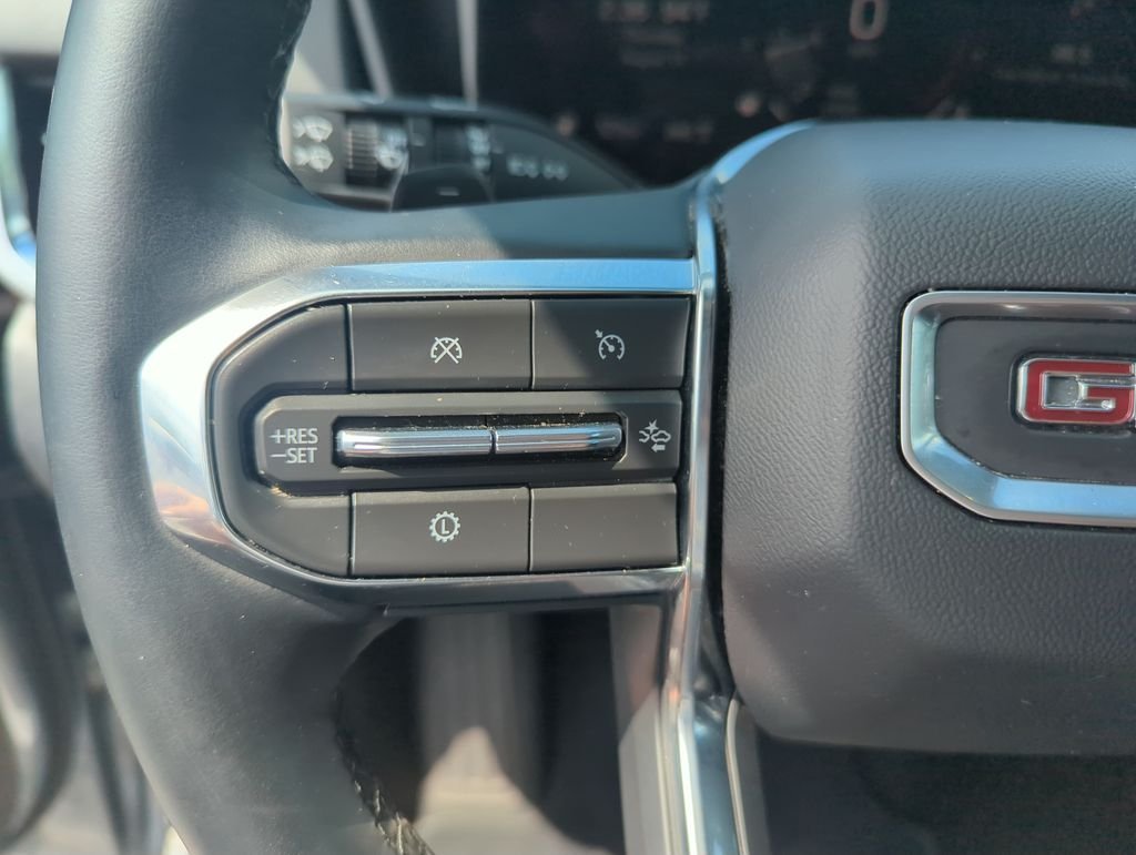 Used 2026 Silver GMC Elevation image 21