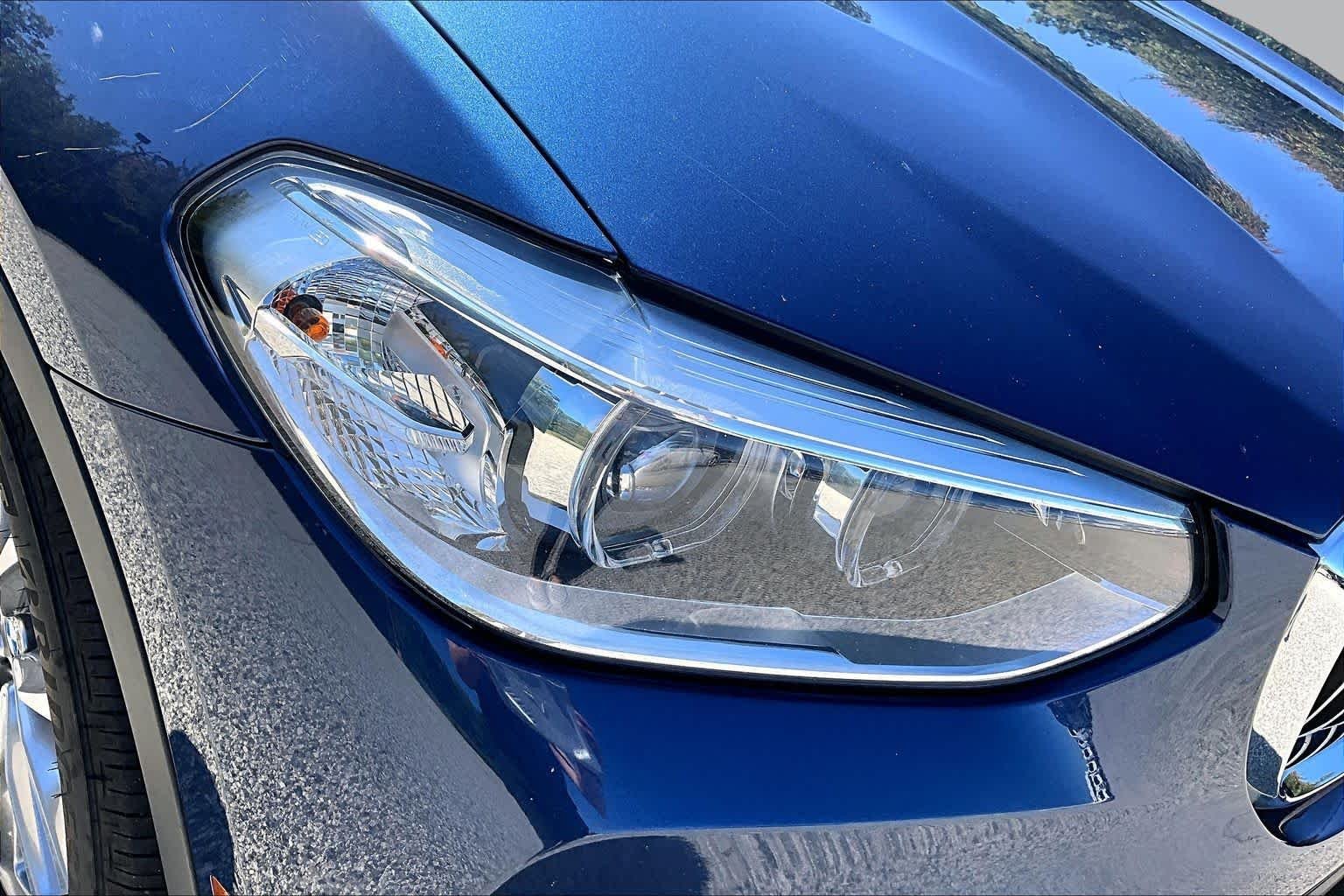 Used 2018 Phytonic Blue Metallic BMW xDrive30i image 27