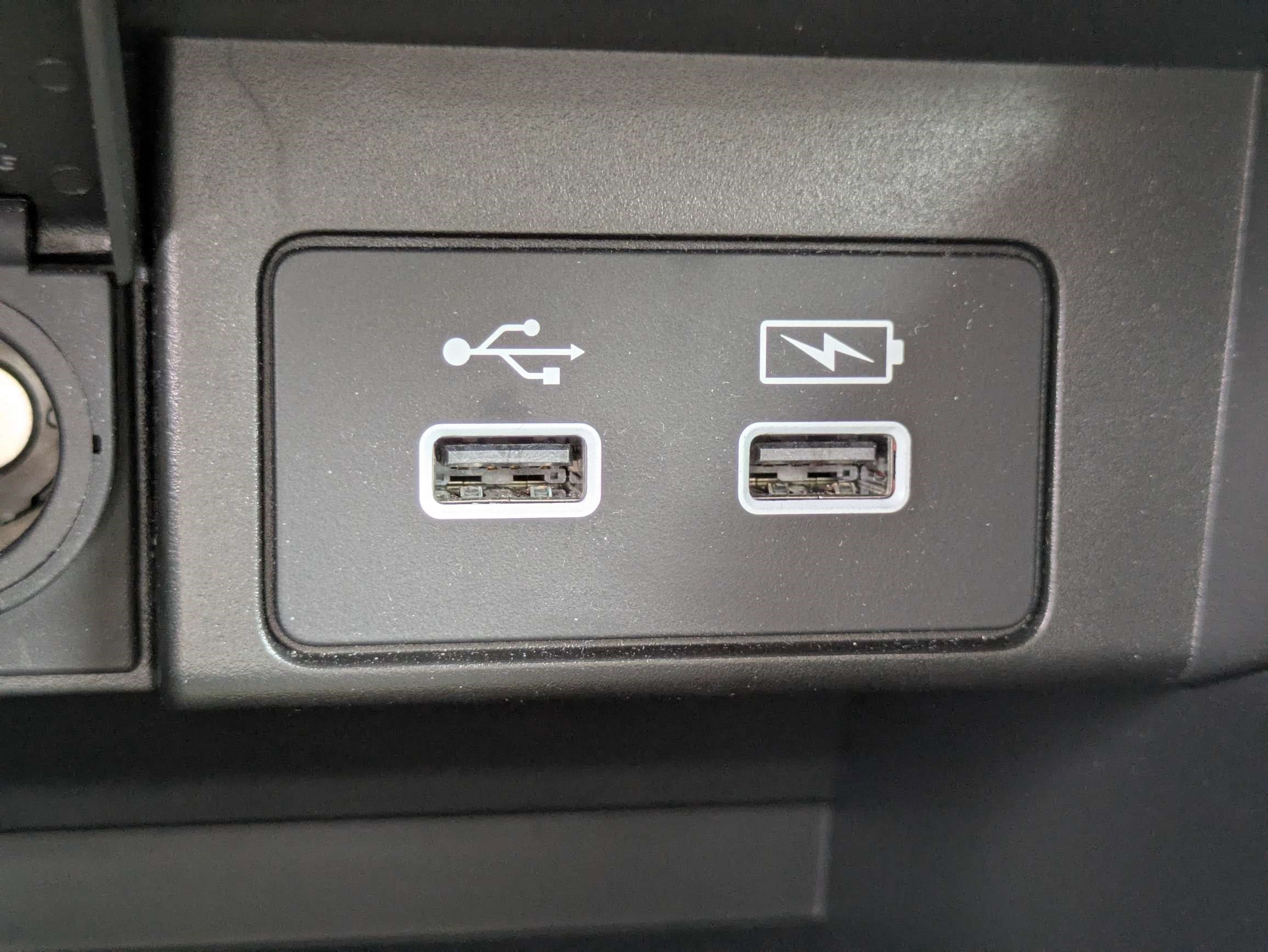 Used 2022 Platinum White Pearl Honda Touring image 28