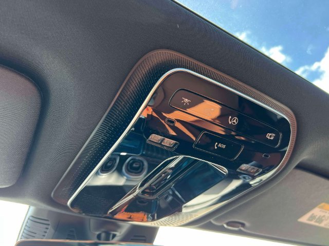 New 2027 Black Mercedes-Benz GLC 300 image 34