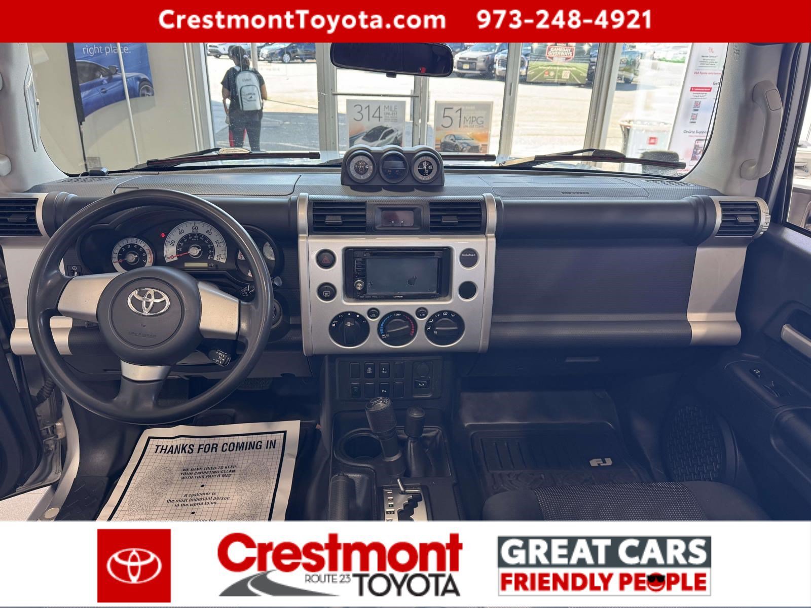 Used 2008 White/Titanium Metallic Toyota  image 29