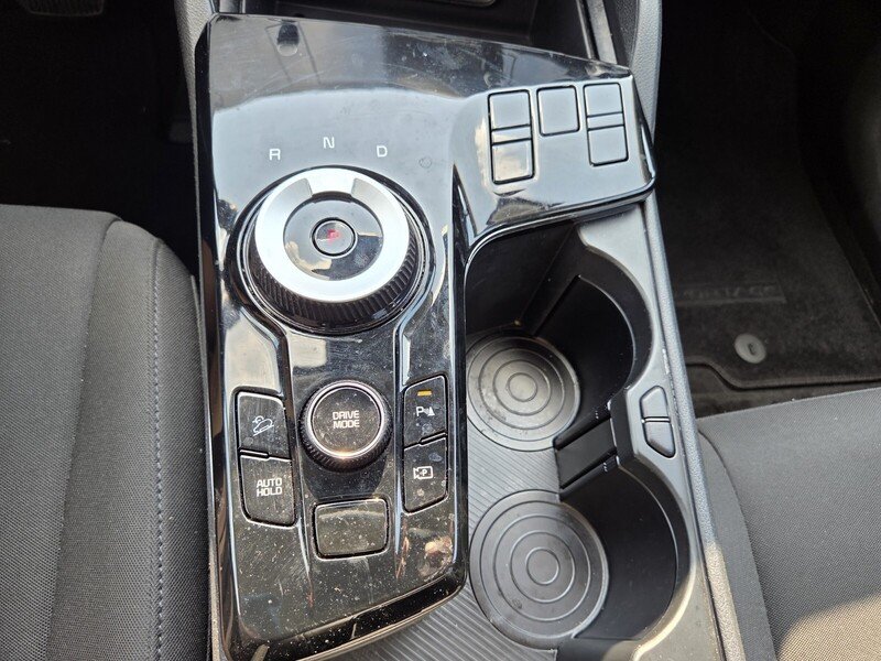 Used 2023 Black Kia LX image 18