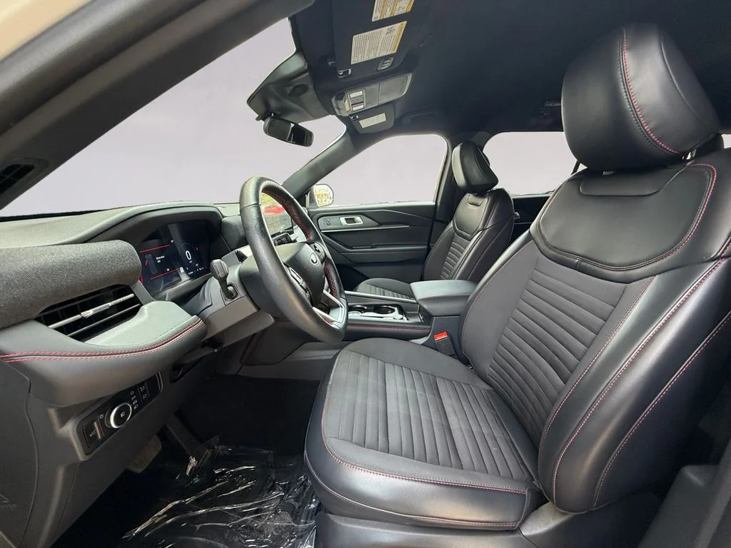 2025 Ford Explorer ST-LINE - Photo 10