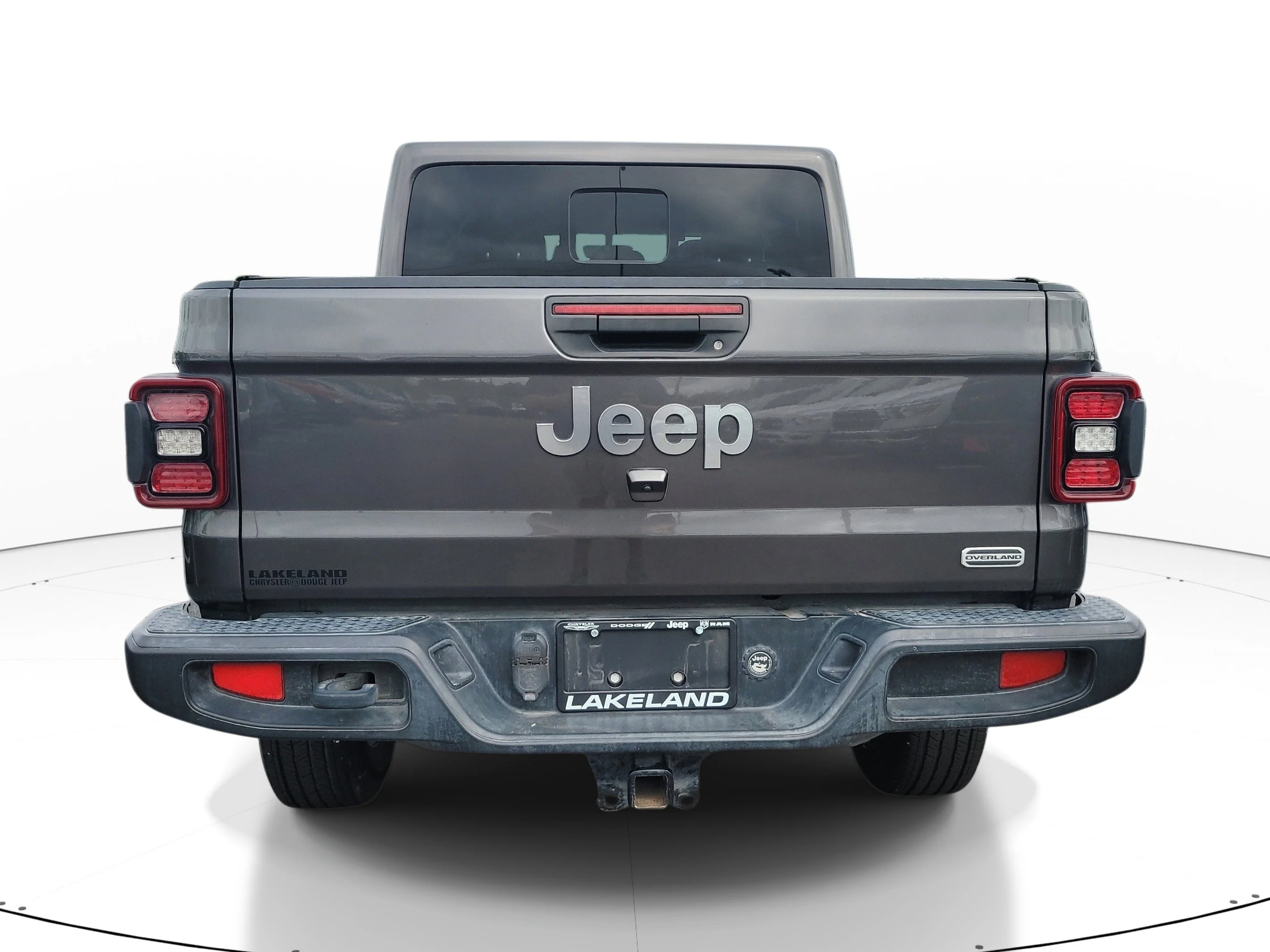 Used 2022 Granite Crystal Metallic Clearcoat Jeep Overland image 5