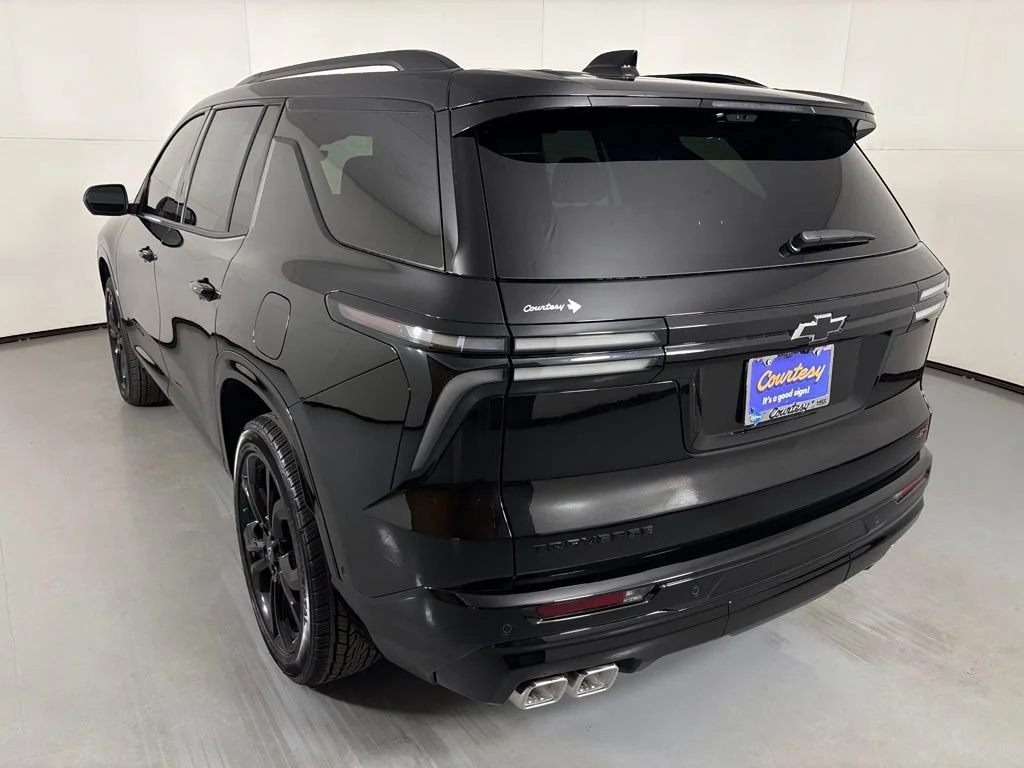 2027 Chevrolet Traverse RS - Photo 7