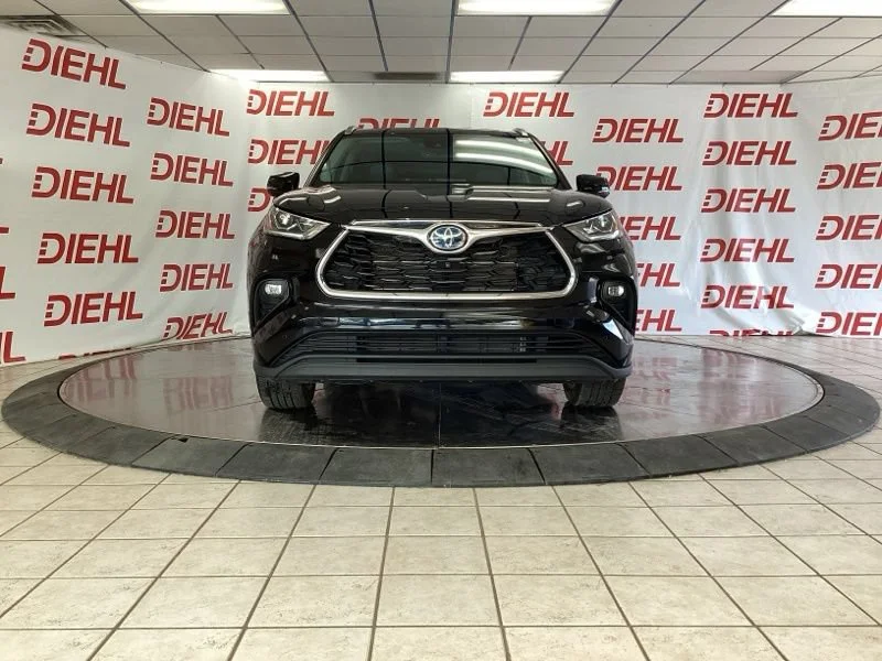 Used 2023 Black Toyota Hybrid Limited image 2