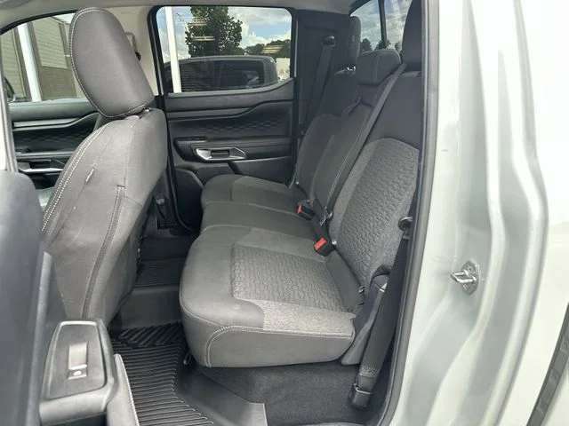 Used 2024 Green Ford XLT image 23