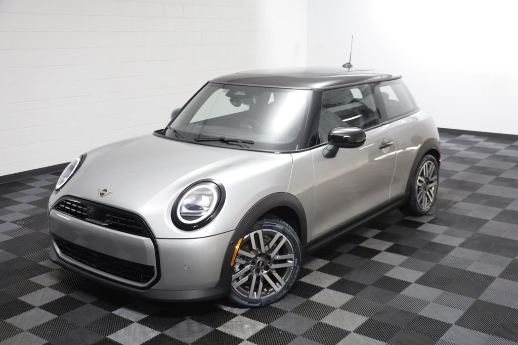 New 2026 MINI 2 Door FWD Signature Plus in Naperville #M49019